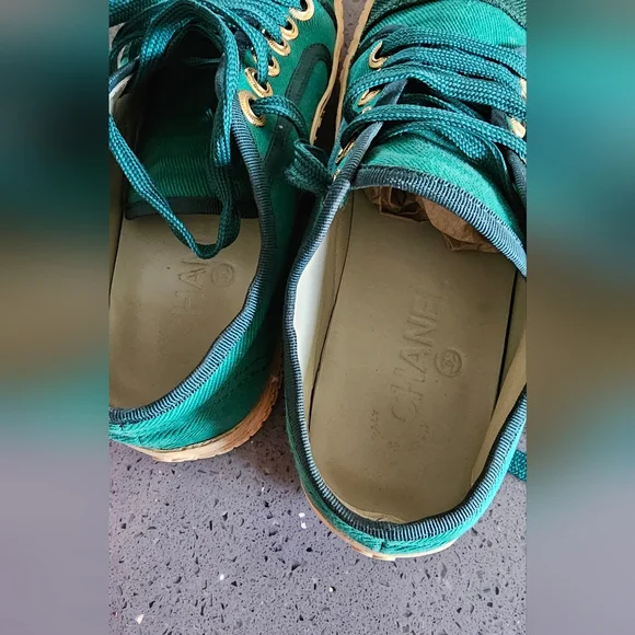 Chanel Sneaker Made In Italy💚 - Picture 13 of 17